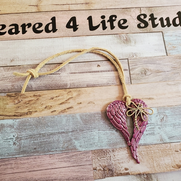 Heart Keychain, Keyring, Feather Keychain, Gift Idea for Her Western NWOT - Picture 2 of 3